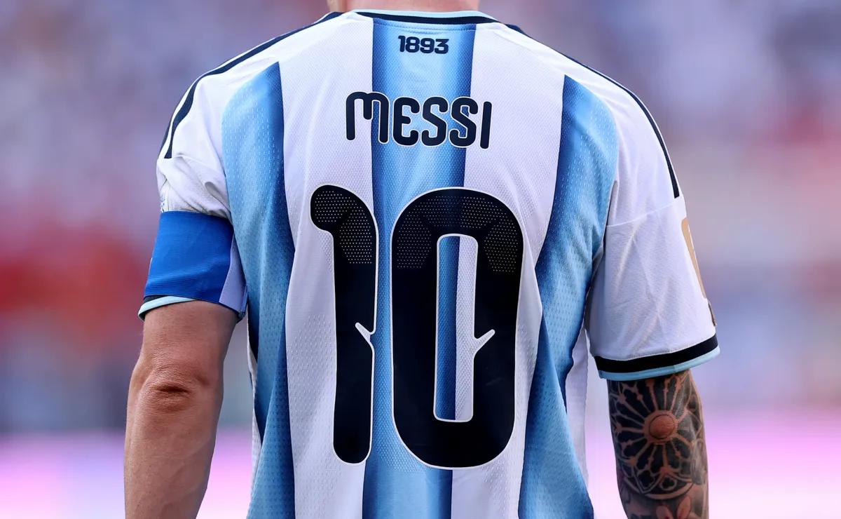 Lionel Messi Plays Argentina Farewell Against Benin at Monumental in Buenos Aires