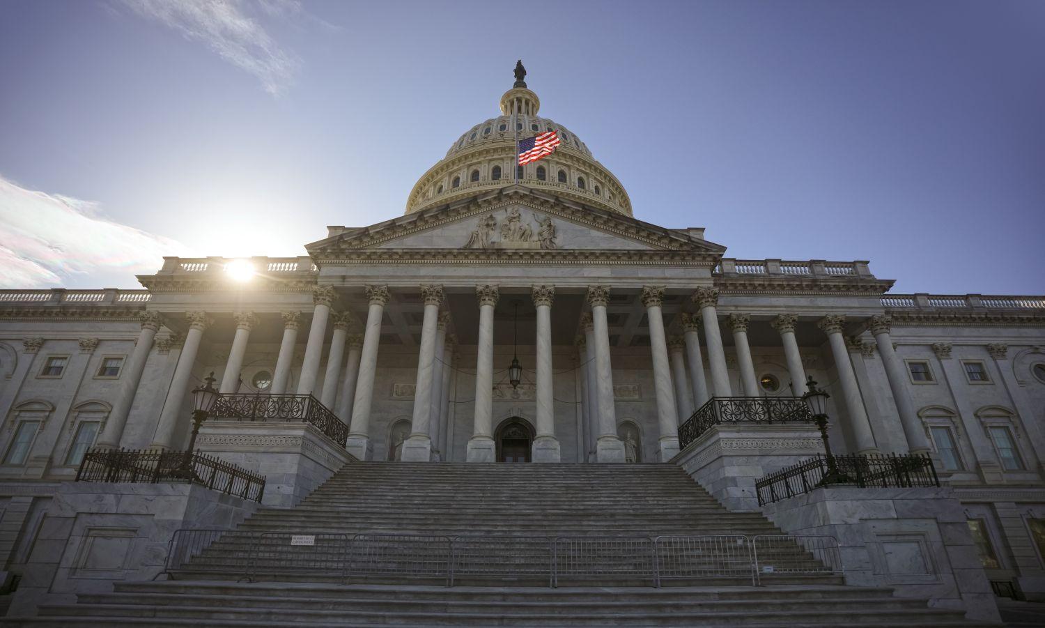 US Senate Votes To Advance CLARITY Act After John Thune Files Cloture