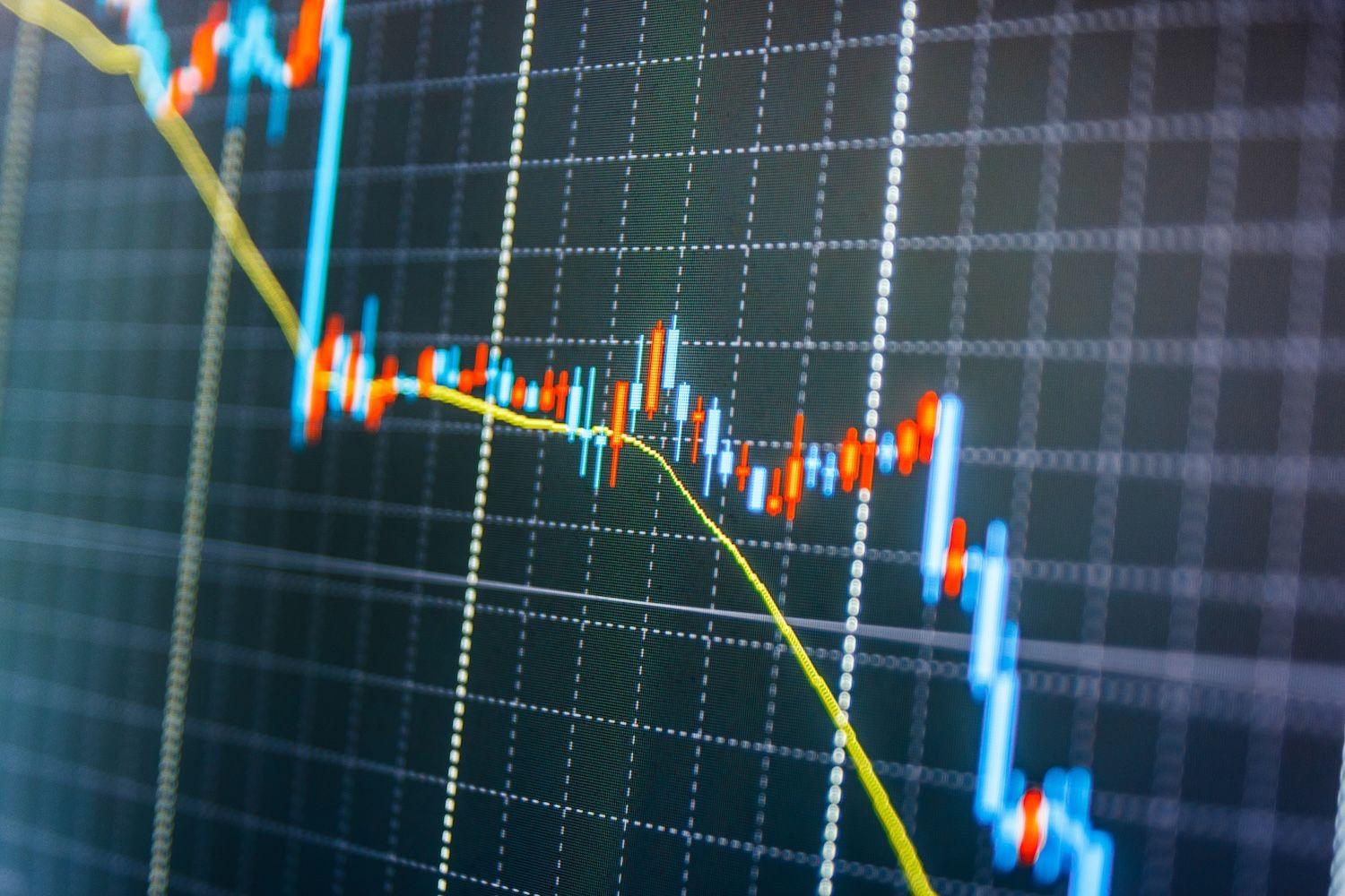 Iran Concerns Drive $1.67B Crypto Outflows as Bitcoin Logs $1.44B Weekly Withdrawal