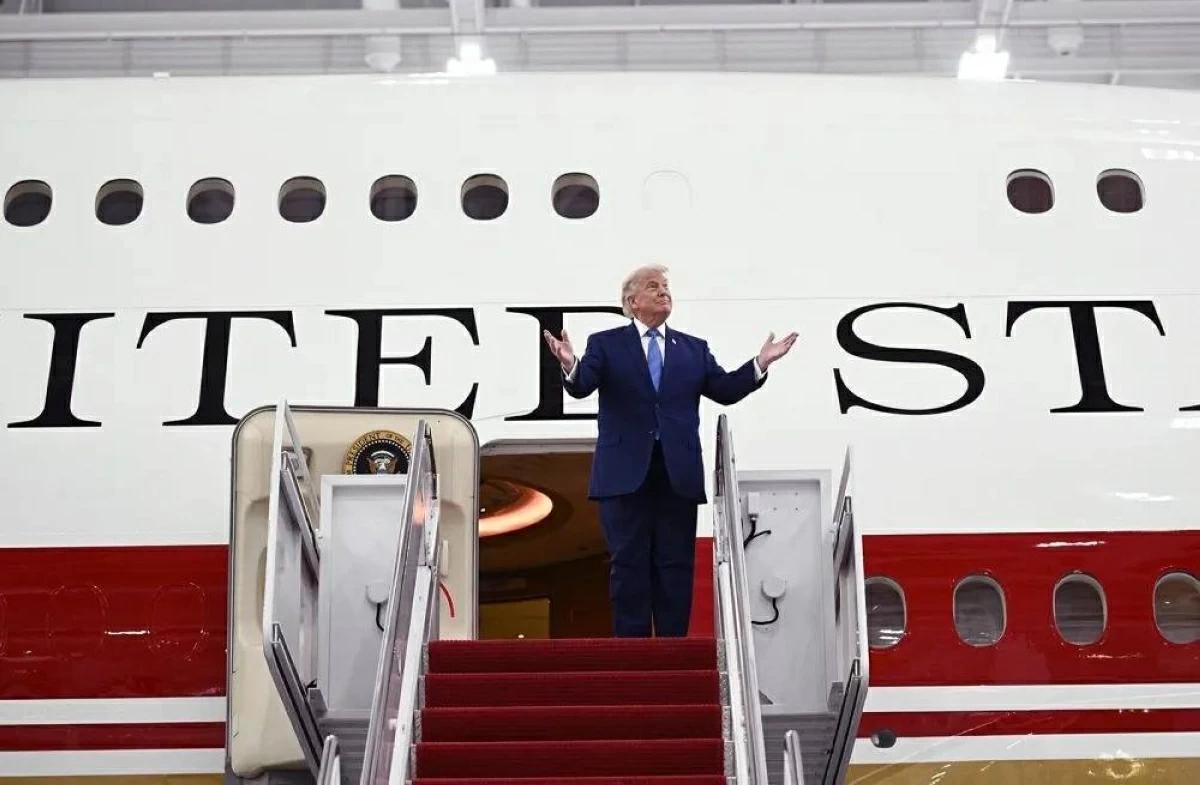 Secret Service Urged Trump To Fly Old Air Force One From Turkey Over Qatari Jet
