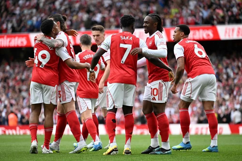 Bukayo Saka Scores in 59th Minute as Arsenal Beat Aston Villa 1-0 at Villa Park