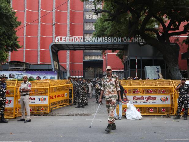 India Police Detain More Than 1,000 Protesters, Including Cockroaches Leaders, In New Delhi Lockdown