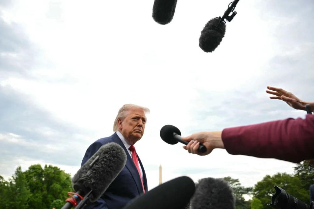Reuters/Ipsos Poll Shows Donald Trump Approval At 35% As Gas Prices Rise From Iran War