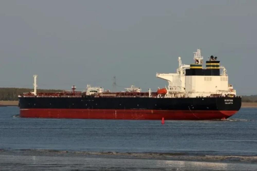 Iran Grants Iraqi Oil Tankers Permission To Pass Through Strait of Hormuz