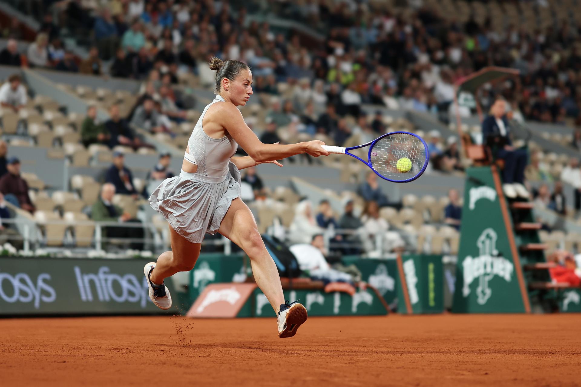 Marta Kostyuk Beats Elina Svitolina to Reach Roland Garros Semifinals, Dedicates Win to Ukraine