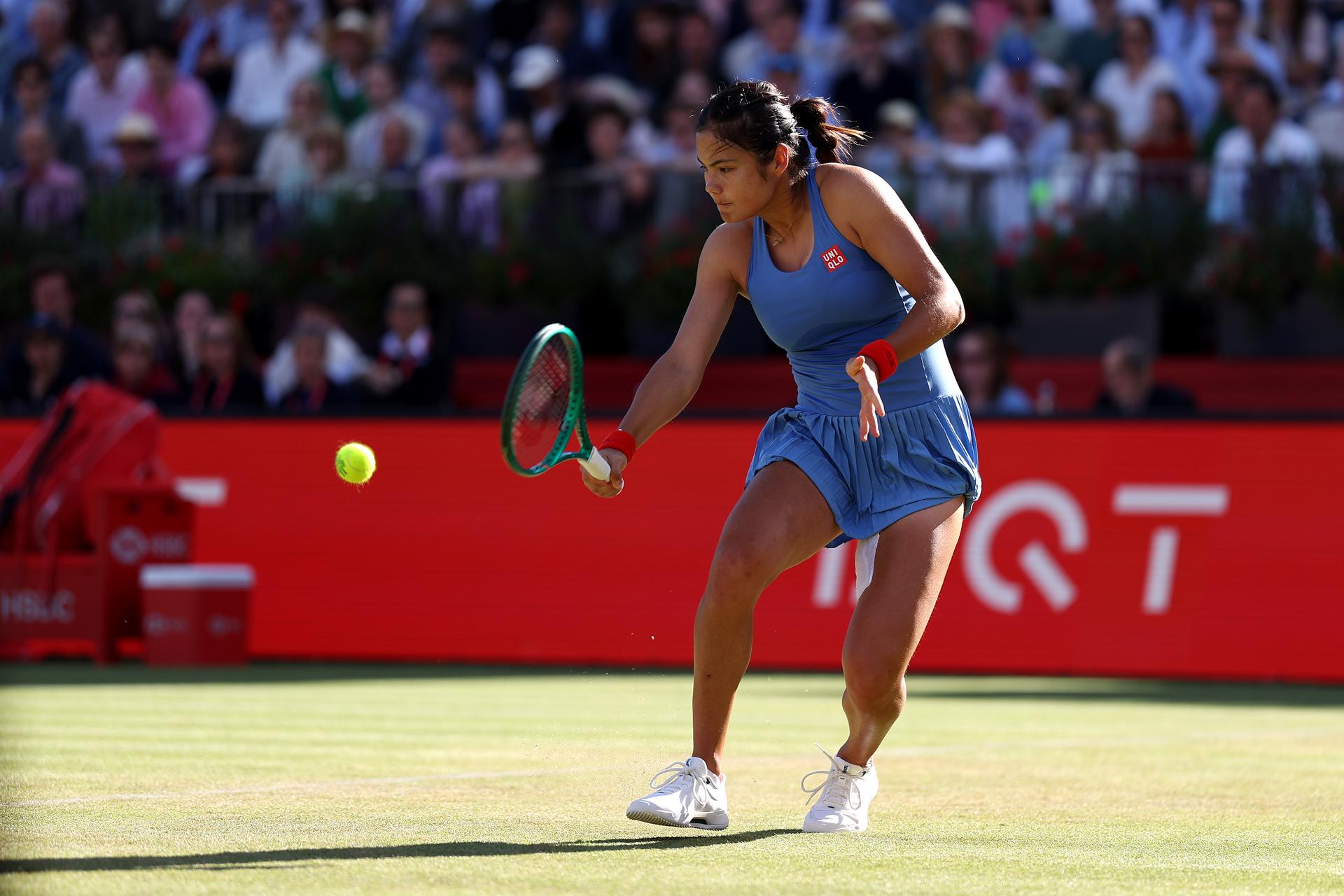 Donna Vekic Beats Emma Raducanu in Queen’s Club Final After Three Championship Points Saved