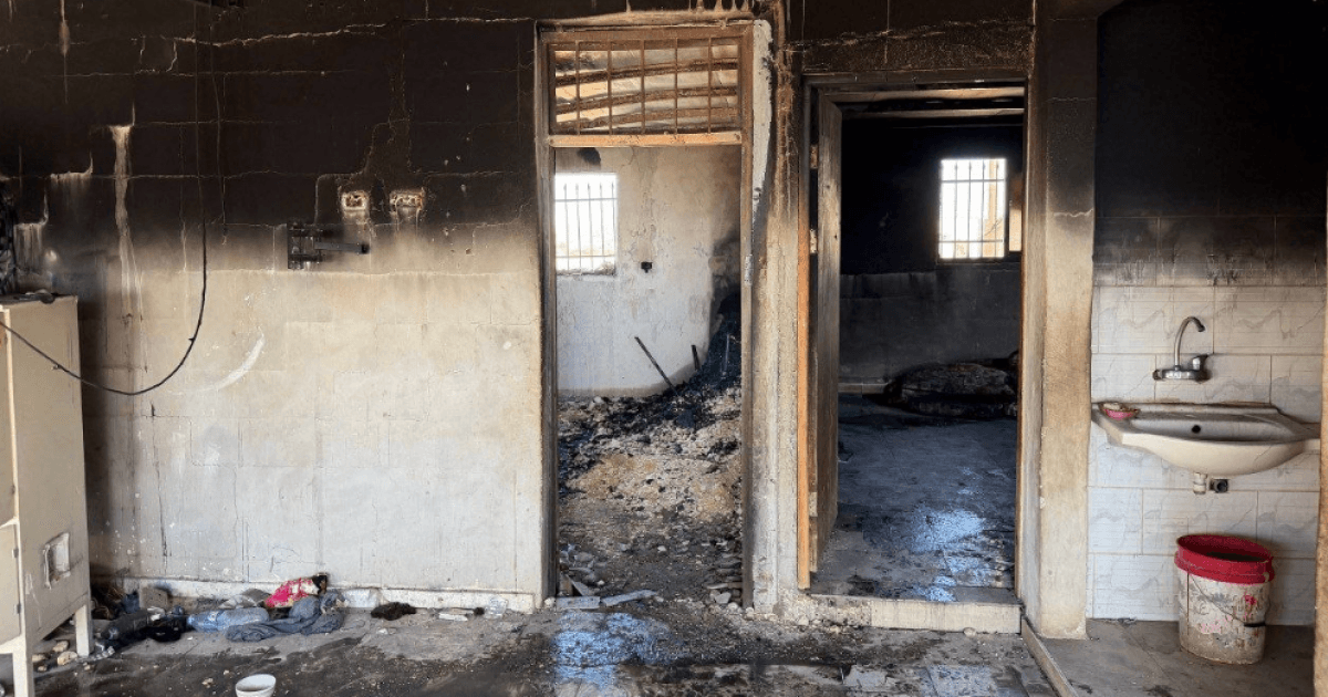 Israeli Settlers Burn Palestinian Home in Khirbet al-Fara, Hebron Governorate