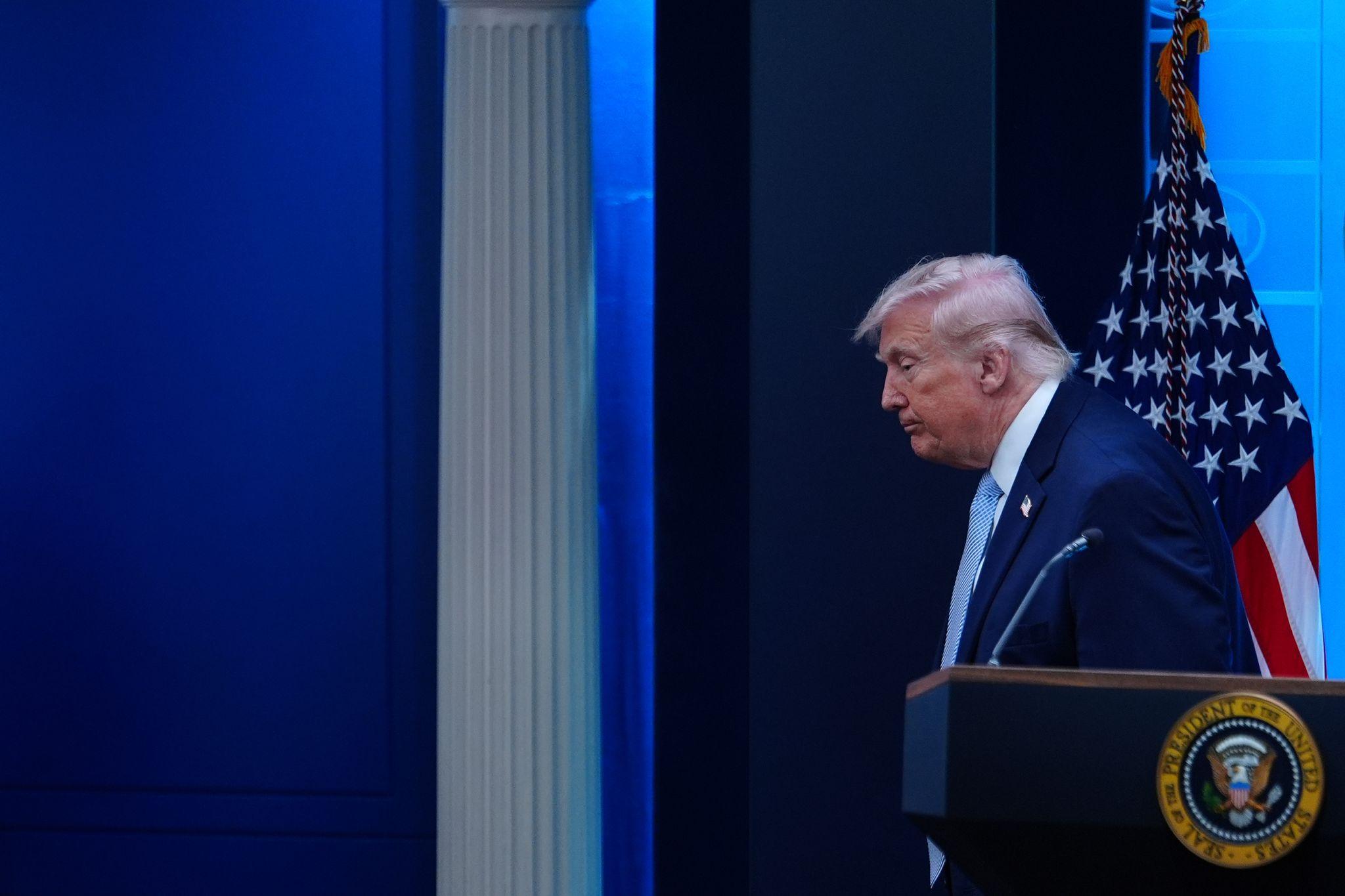 Trump Threatens to Target Iran's Bridges and Power Plants Unless Tehran Reopens Strait of Hormuz by Deadline