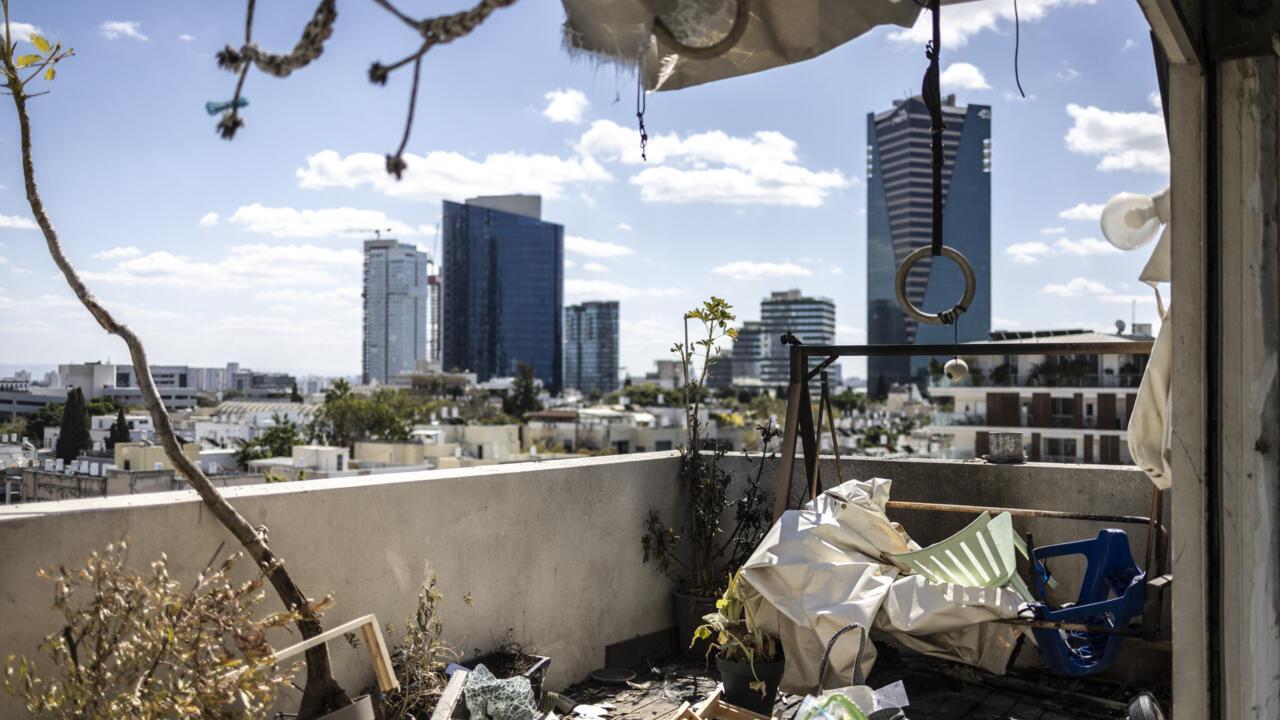 Iran Bombs Tel Aviv with Cluster Missiles, Bnei Brak Building Collapses