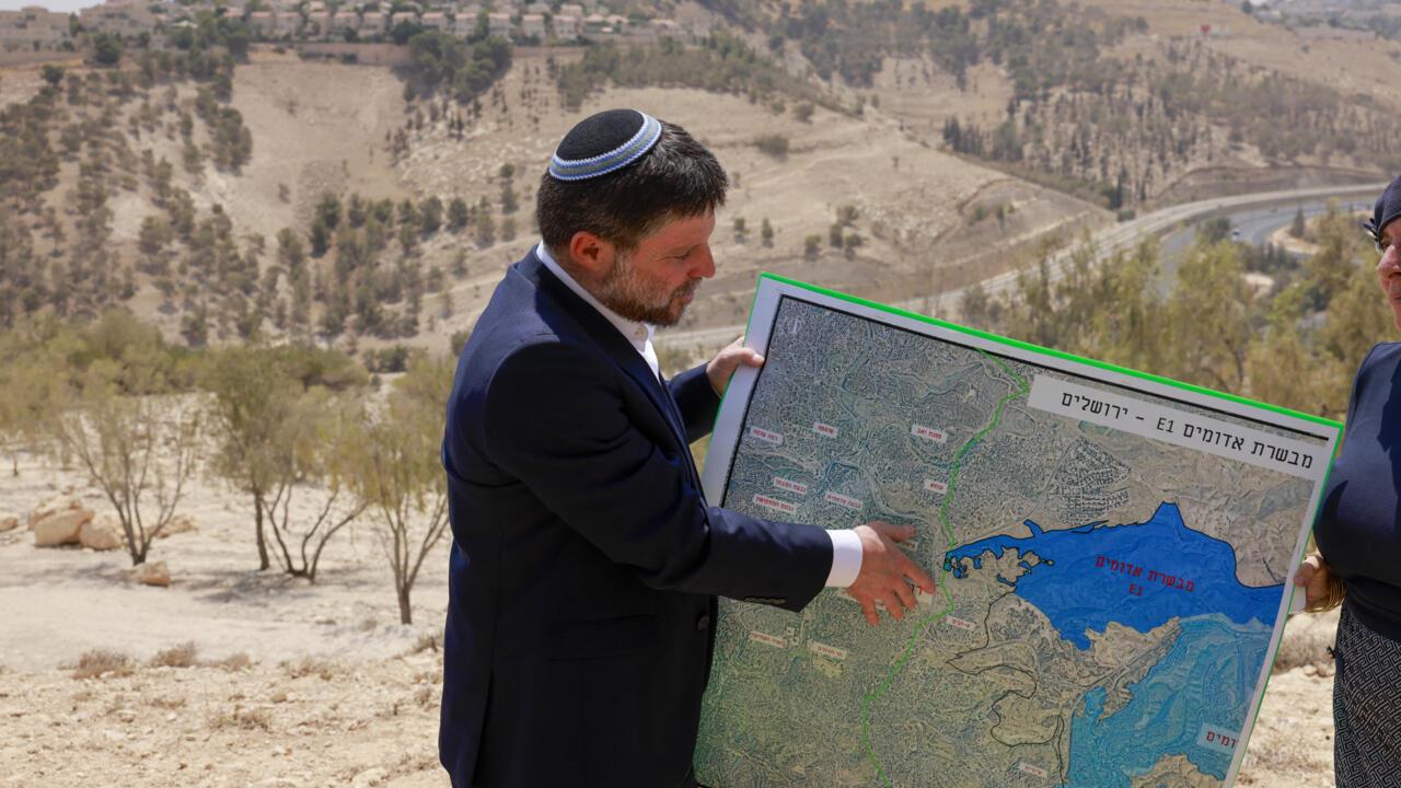 Palestinian Authority Warns Against Israel’s Platform Registering West Bank Lands Under Israeli System