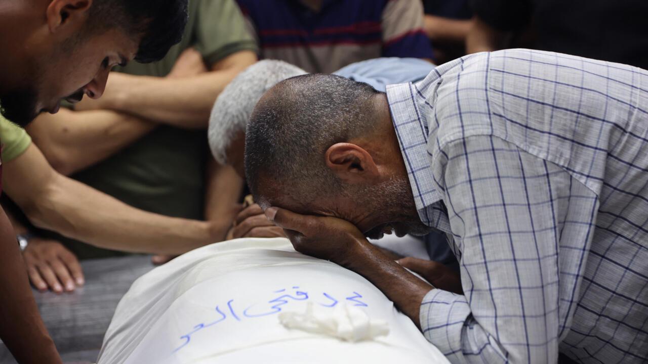 Israeli Strike Kills Nine Palestinian Police Officers in Gaza Despite Ceasefire