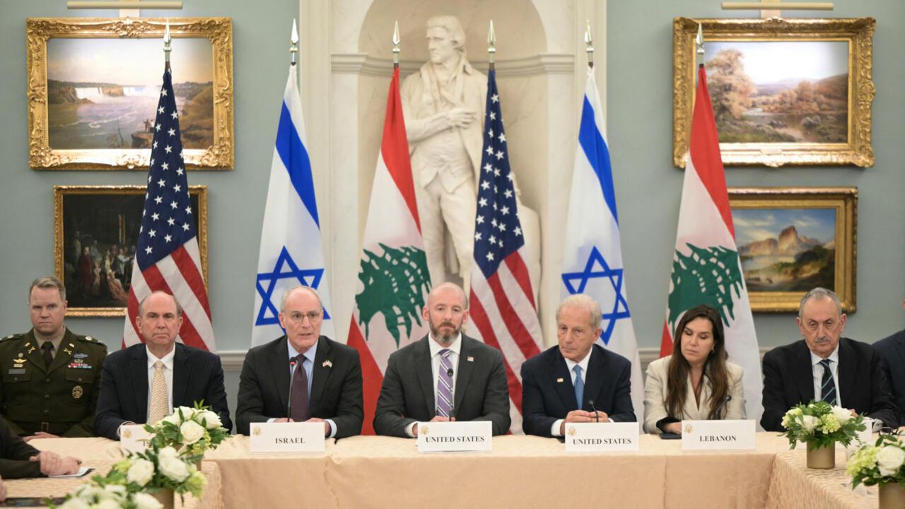Lebanon Will Attend Rome Talks Only If Israel Withdraws From Two Pilot Zones