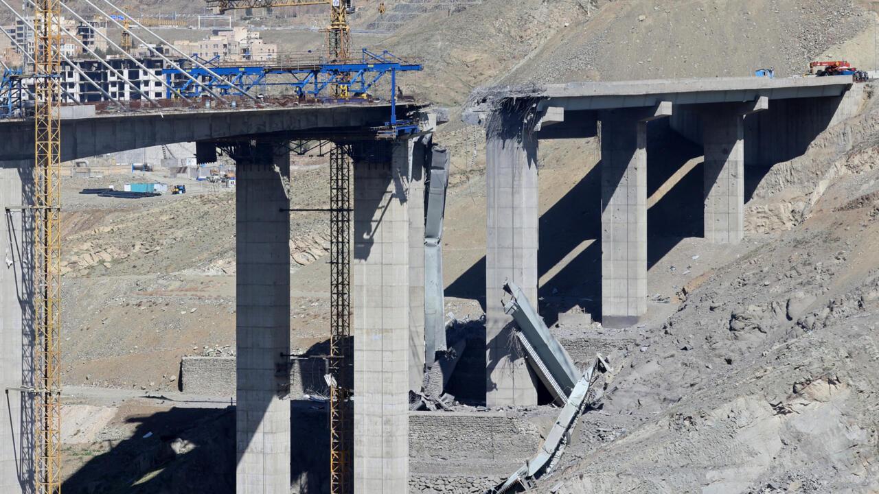 Trump Warns Iran After Israeli and U.S. Strike Destroys Bridge B-1 Near Tehran