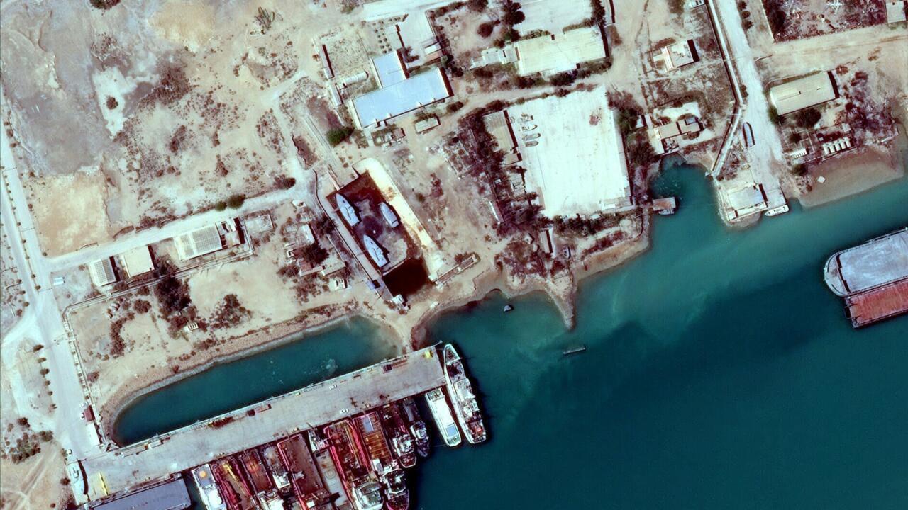 US-Israeli Strikes Hit Bushehr Nuclear Plant, Killing One Security Guard