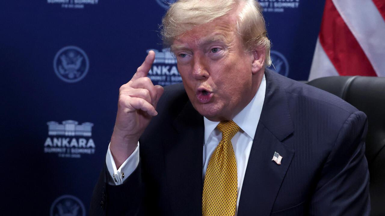 Trump Says US Talks With Iran’s IRGC Via Qatar, Pakistan, Oman; IRGC Denies