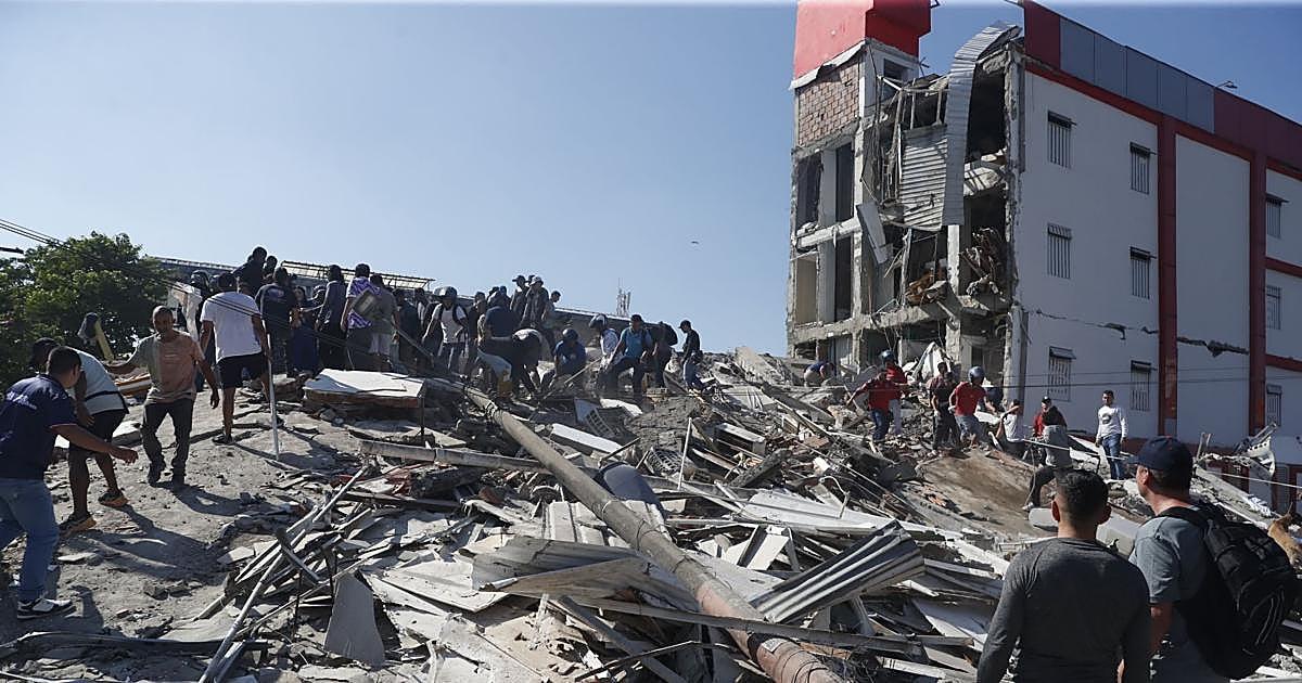 7.4 Earthquake Kills At Least 71 In Western Colombia, Traps People In Collapsed Buildings