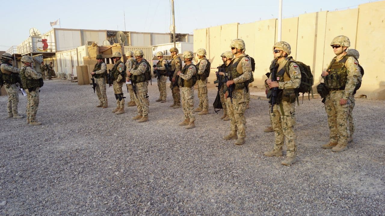 Poland Evacuates Troops From Iraq Amid Deteriorating Security