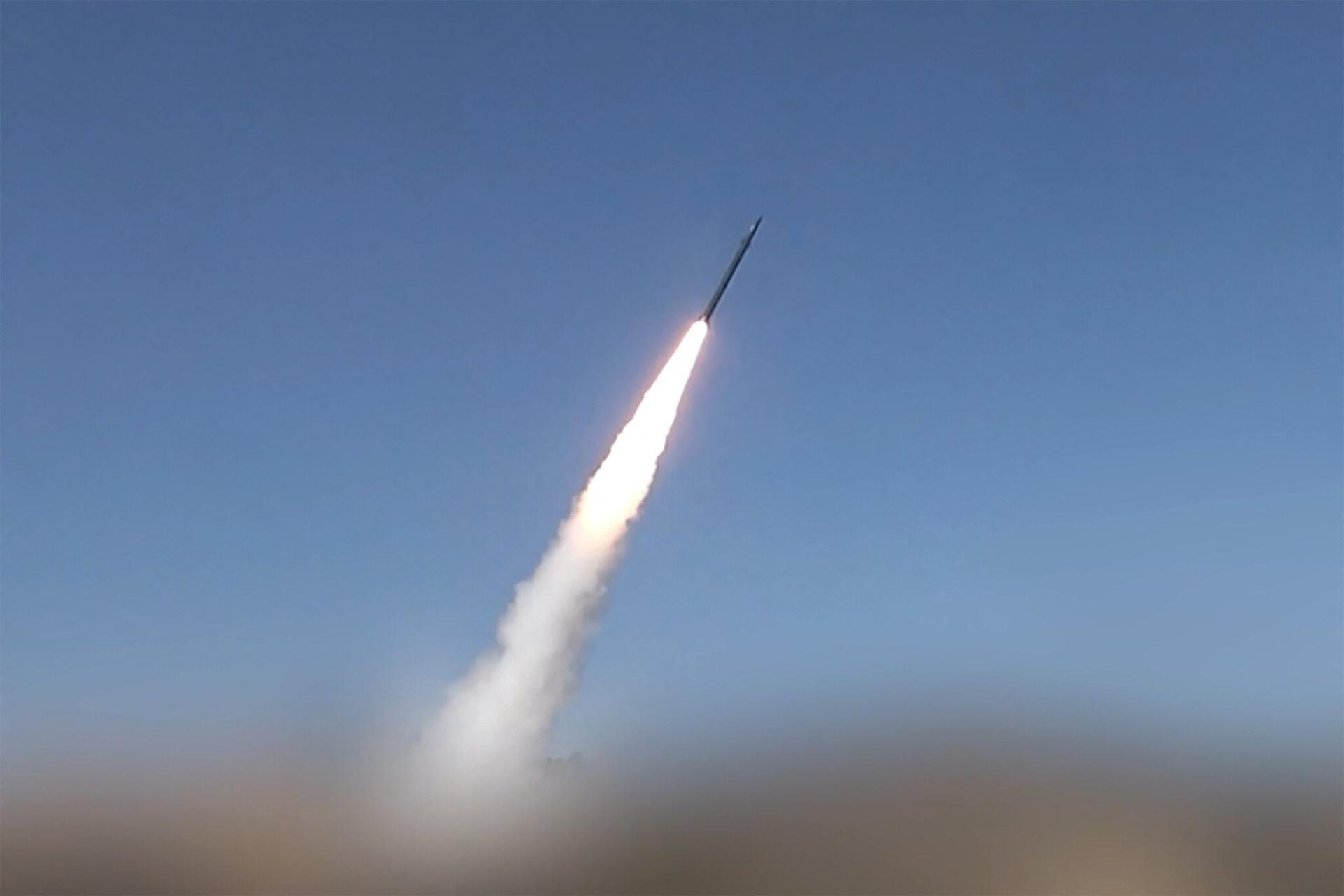 Image from www.timesofisrael › houthis-building-new-longer-range-missiles-with-...