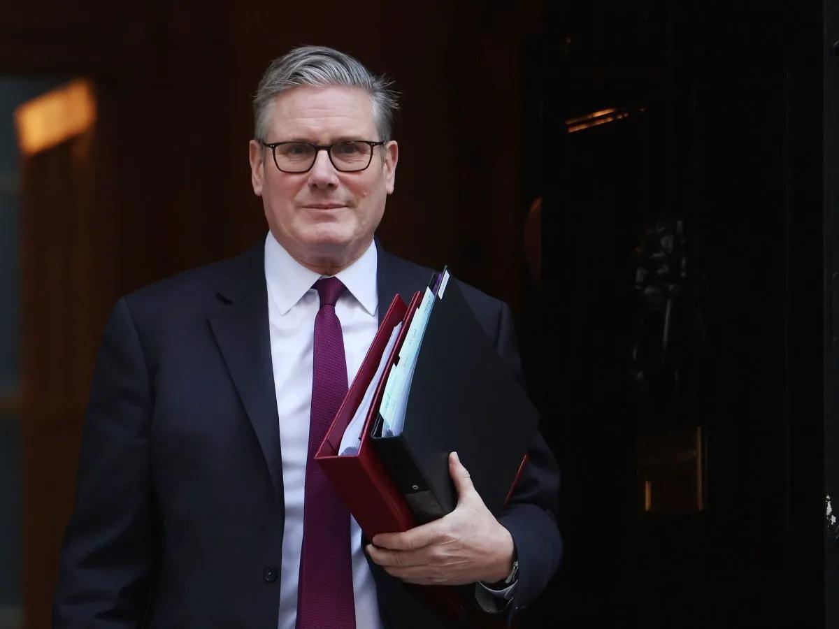 UK's Starmer Hosts Roundtable with Industry Giants to Tackle Middle East Crisis