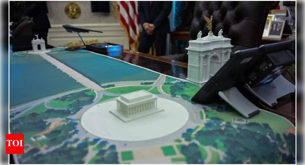 Trump Fires Entire Commission of Fine Arts to Bypass Oversight on White House Construction Projects