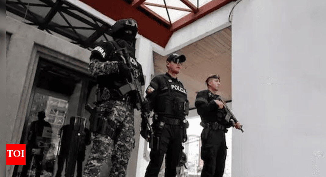 Inmate Gangs Ignite Armed Riot and Mass Hangings, Killing 31 in Ecuador Machala Prison