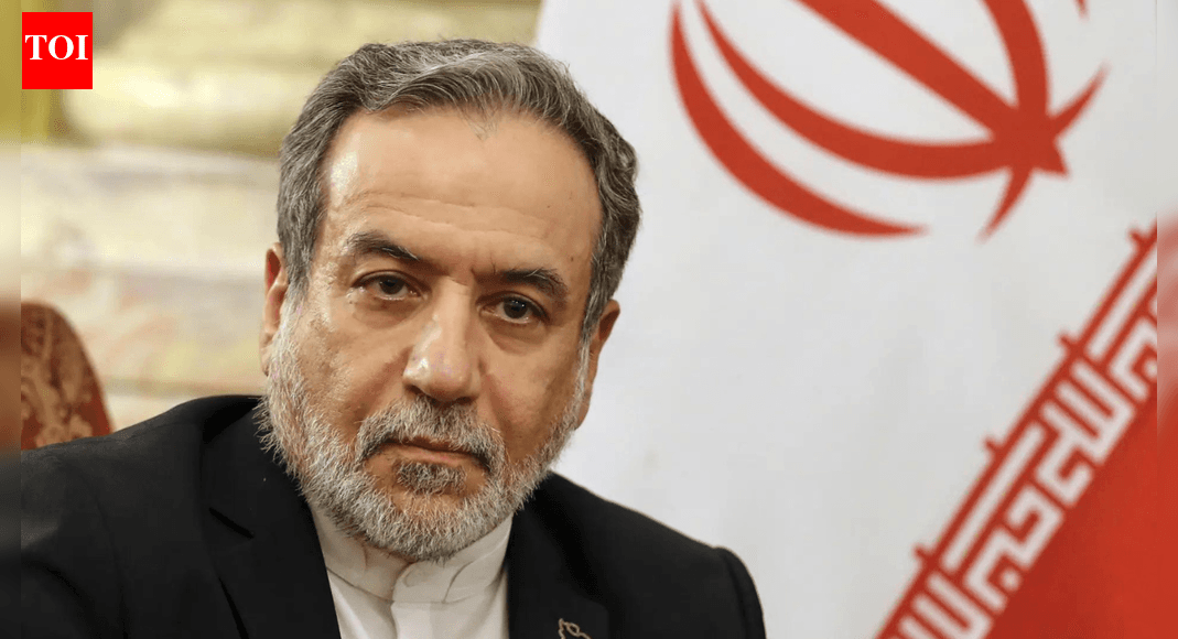Iranian Security Forces Kill At Least 62 Protesters in Nationwide Crackdown