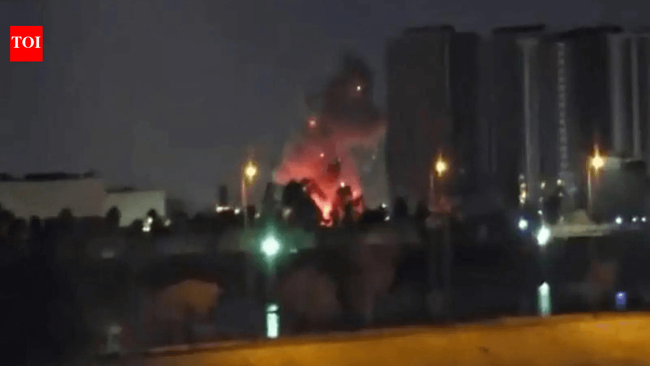 Lebanon Becomes Central Rift as Israel Bombs Despite US-Iran Ceasefire