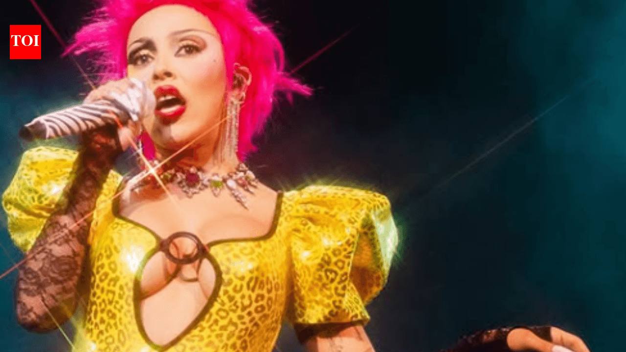 Doja Cat Apologizes After Twitch Mods Ban PlaqueBoyMax Following Gifted Subscriptions