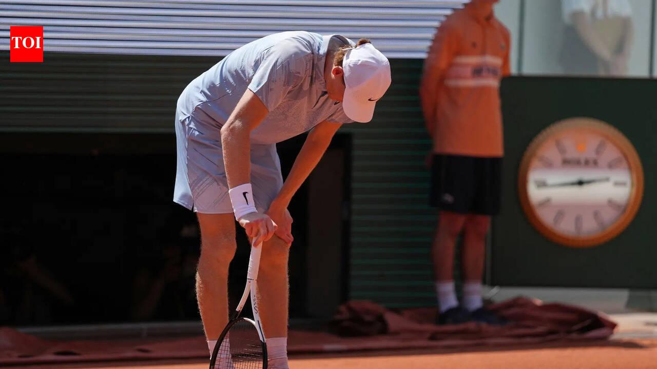 Jannik Sinner Collapses in Paris Heat, Loses to Juan Manuel Cerundolo at French Open