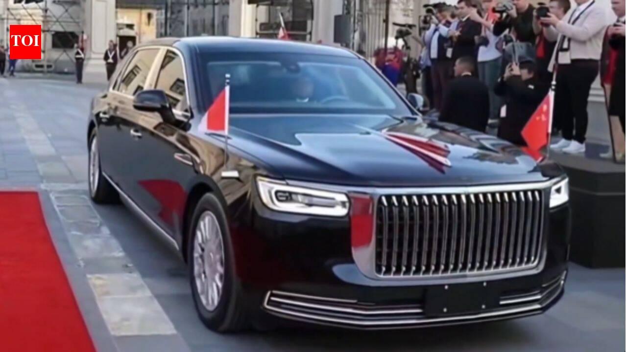 Xi Jinping Arrives In Washington With Hongqi N701 Armoured Red Flag Limousine