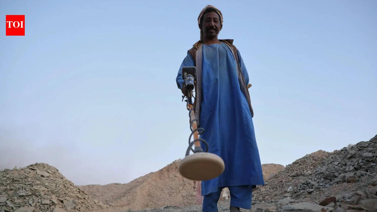 Egyptian Army Conducts Airstrike on Sudan-Egypt Border Gold Mine, Killing 13 Miners