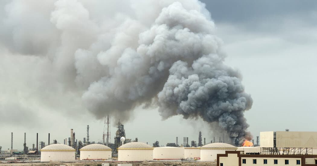 Dozens Wounded in Bahrain as Arab States Condemn Iranian Strikes