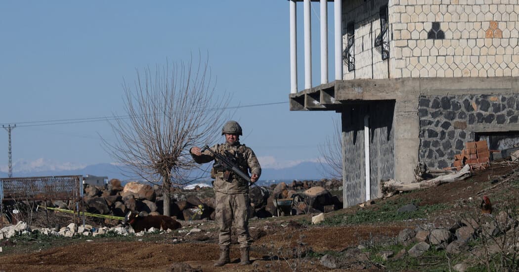 U.S. Orders Diplomats to Leave Consulate in Southern Turkey