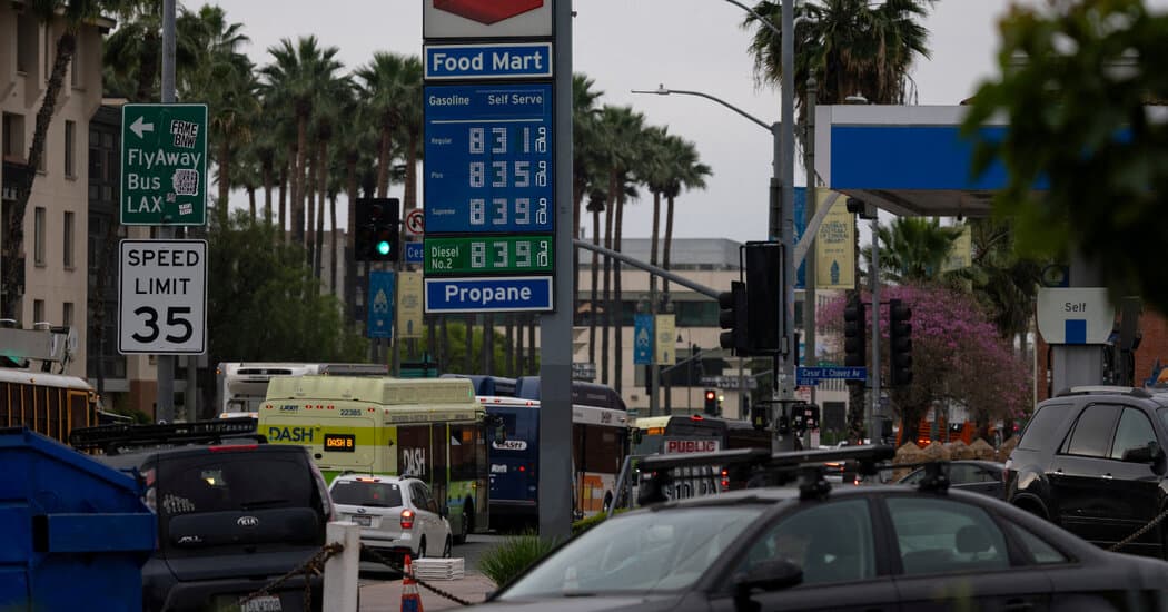 Oil Rises, Bringing Gains to 40% Since the Start of the War