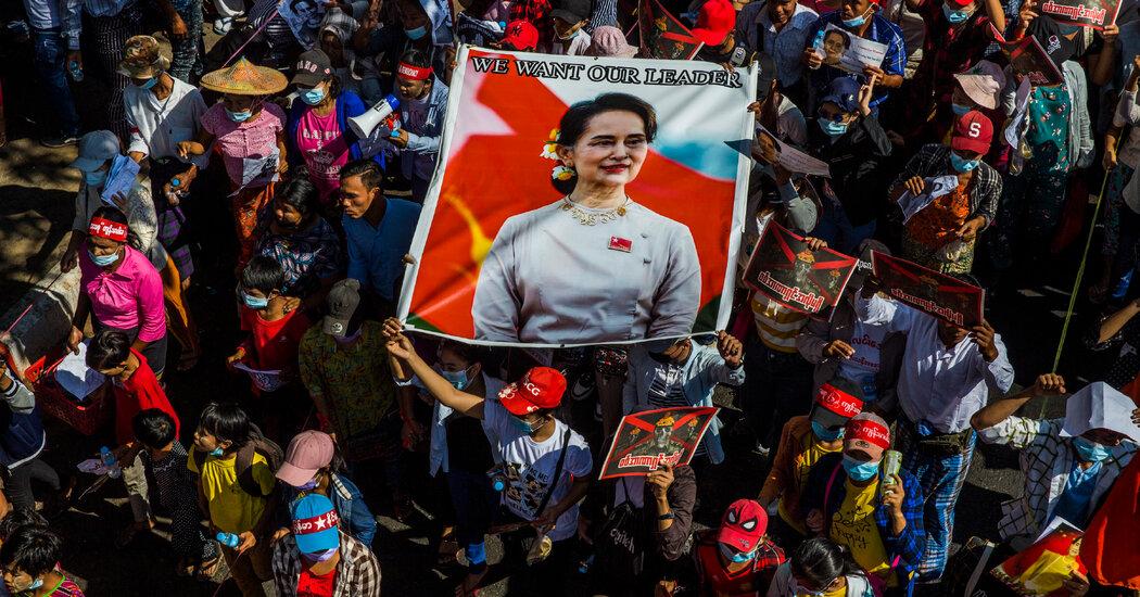 Myanmar Junta Moves Detained Aung San Suu Kyi From Prison to House Arrest