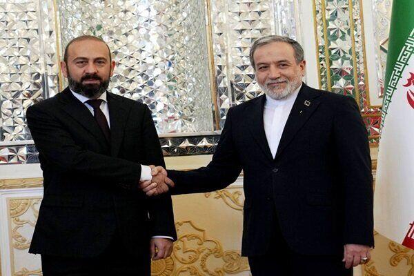 Ararat Mirzoyan Meets Abbas Araghchi in Tehran To Discuss Armenia-Iran Cooperation
