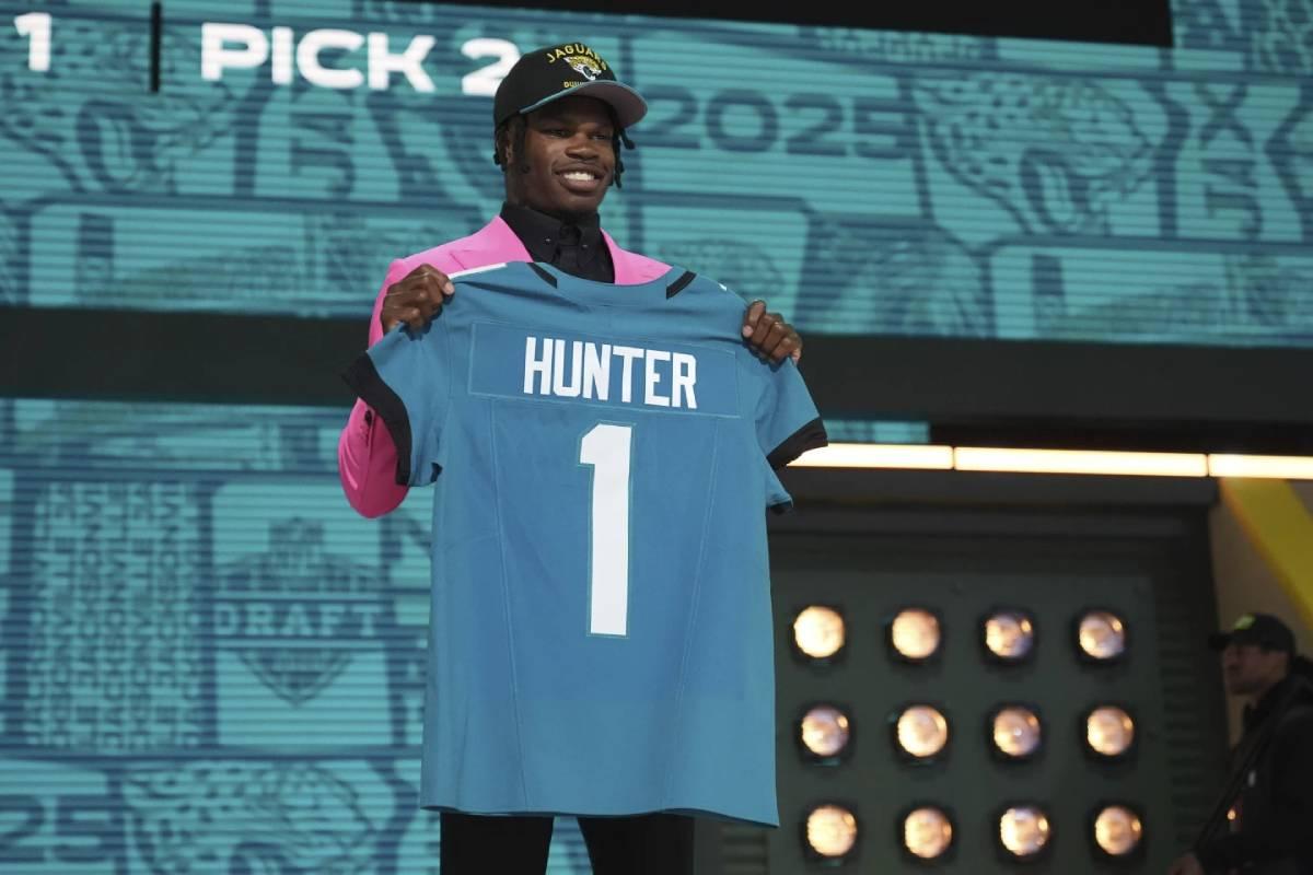 Titans Draft Cam Ward No. 1 Overall, Ending Will Levis’s Tenure in Nashville