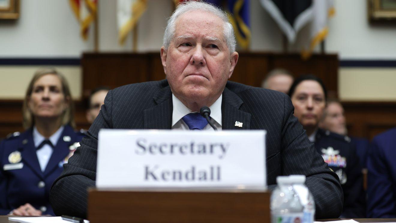 Pentagon Revokes Frank Kendall’s Security Clearance Over Air Force One Capabilities Disclosure