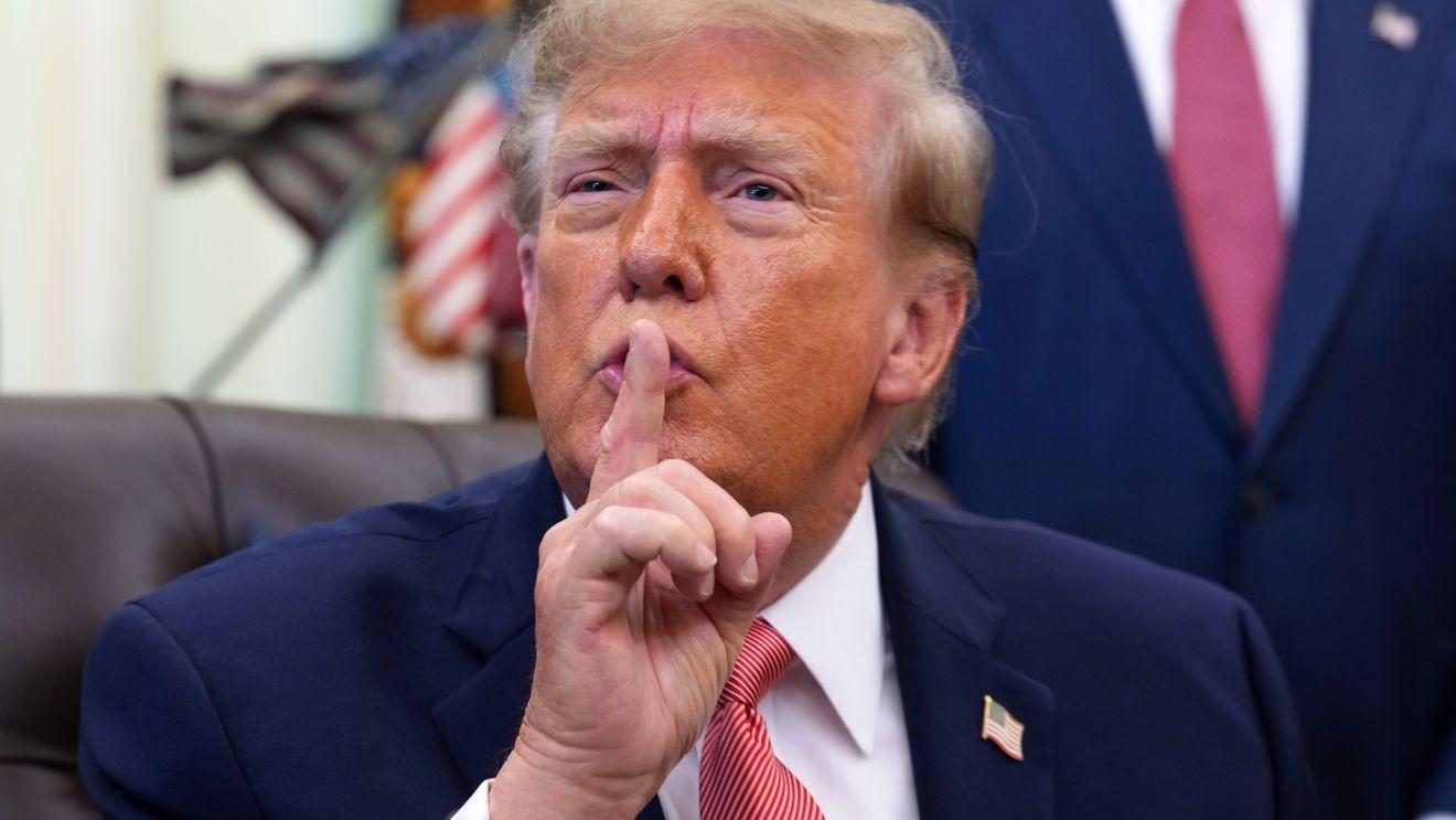 Donald Trump Snaps at Andrew Feinberg, Warns Him To Be Careful in Oval Office