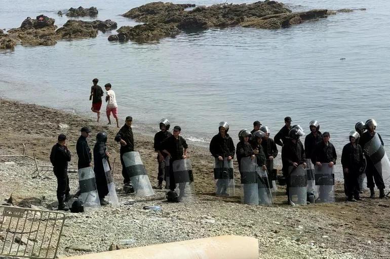 Spain and Morocco Reinforce Ceuta Borders After Online Calls for Mass Crossing