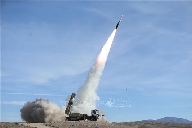 IRGC Fires Ballistic Missiles at US Aircraft Carrier and Destroyer, Claims Damage