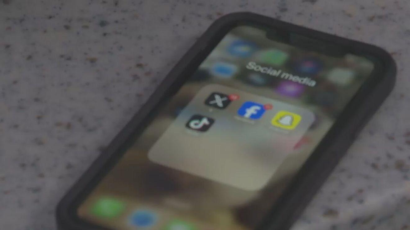 FTC Says Americans Lost $2.1 Billion to Social Media Scams in 2025