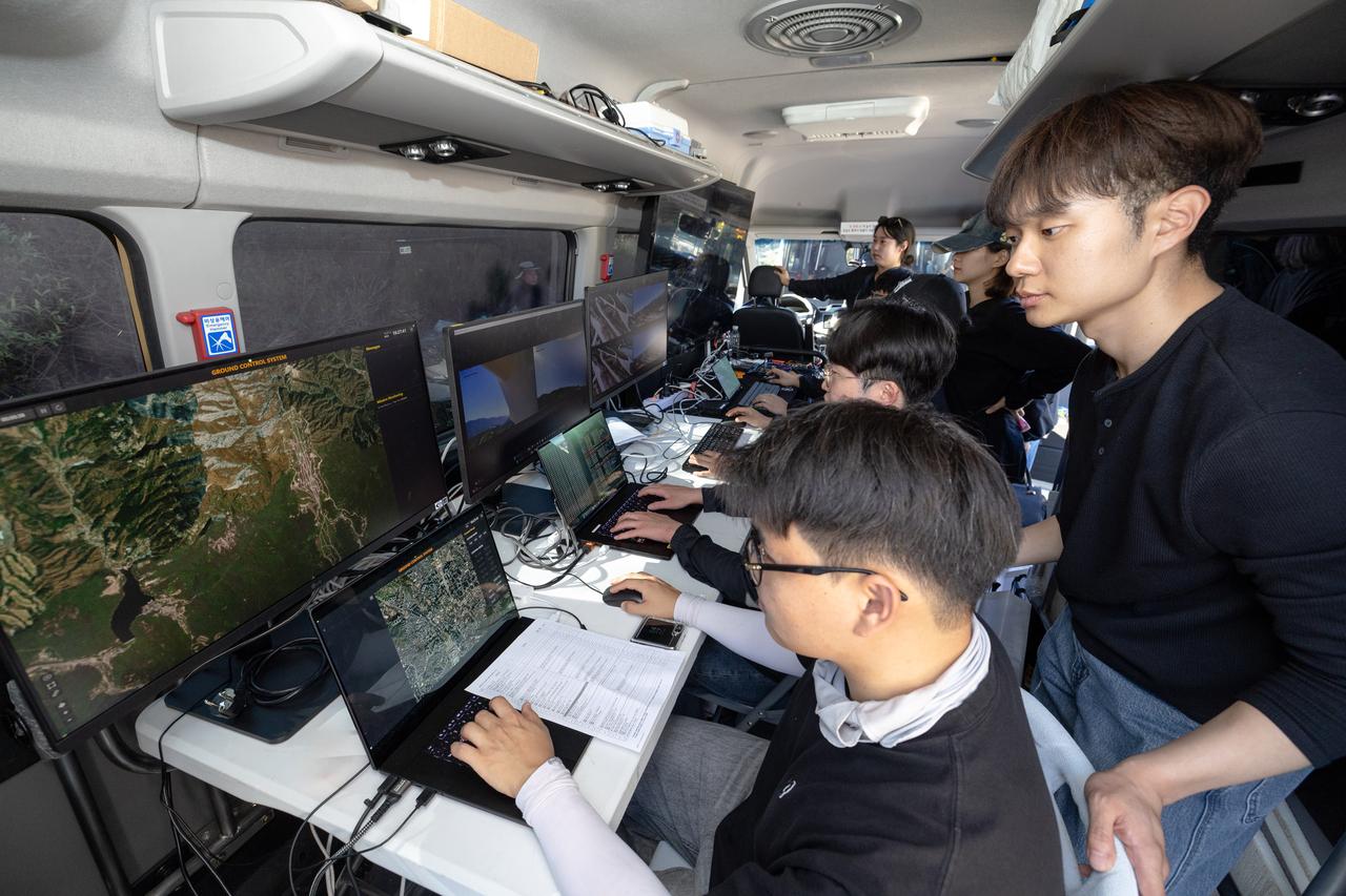 Korean Air Completes Swarm Flight And Precision Strike Demo With 22 AI Drones