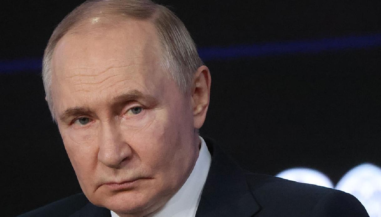 Russian Kh-101 Cruise Missile Crashes In Eastern Poland Near Tarnawa Kolonia, Tusk Says