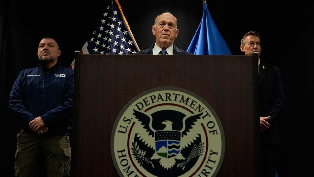 Trump Administration Withdraws 700 Immigration Agents From Minnesota After Fatal Shootings During Enforcement Surge
