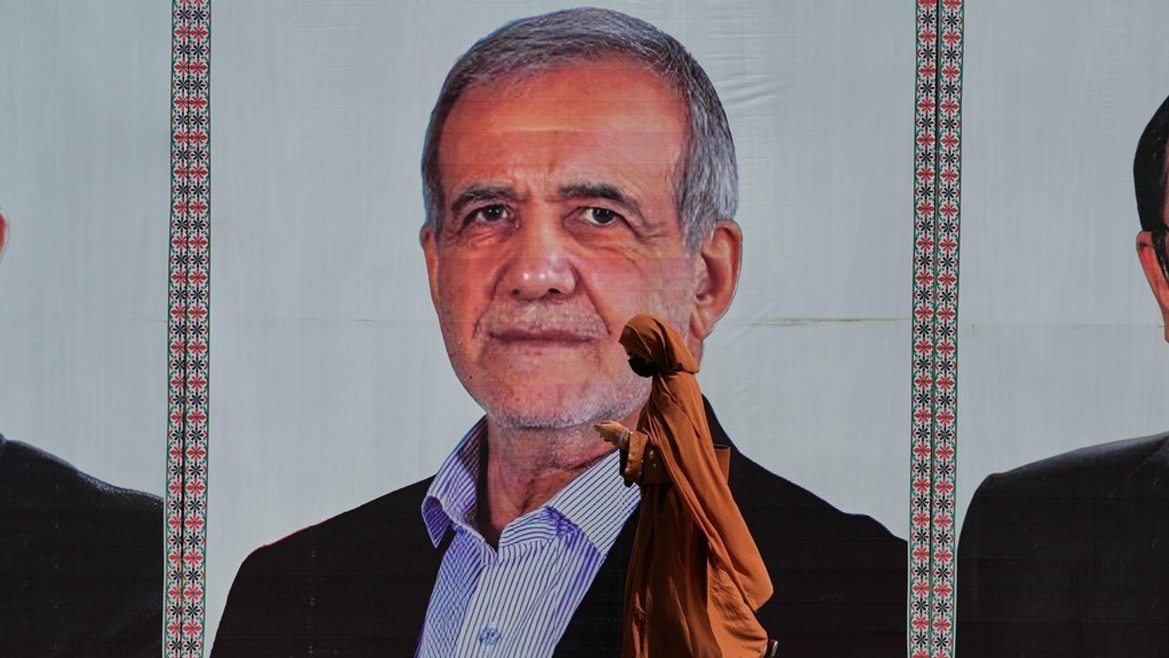 Masoud Pezeshkian Arrives In Pakistan As U.S. And Iran Negotiate War Ending Deal