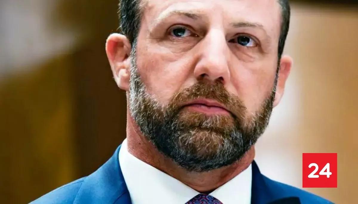 Trump swears in Mullin as DHS secretary amid funding stalemate