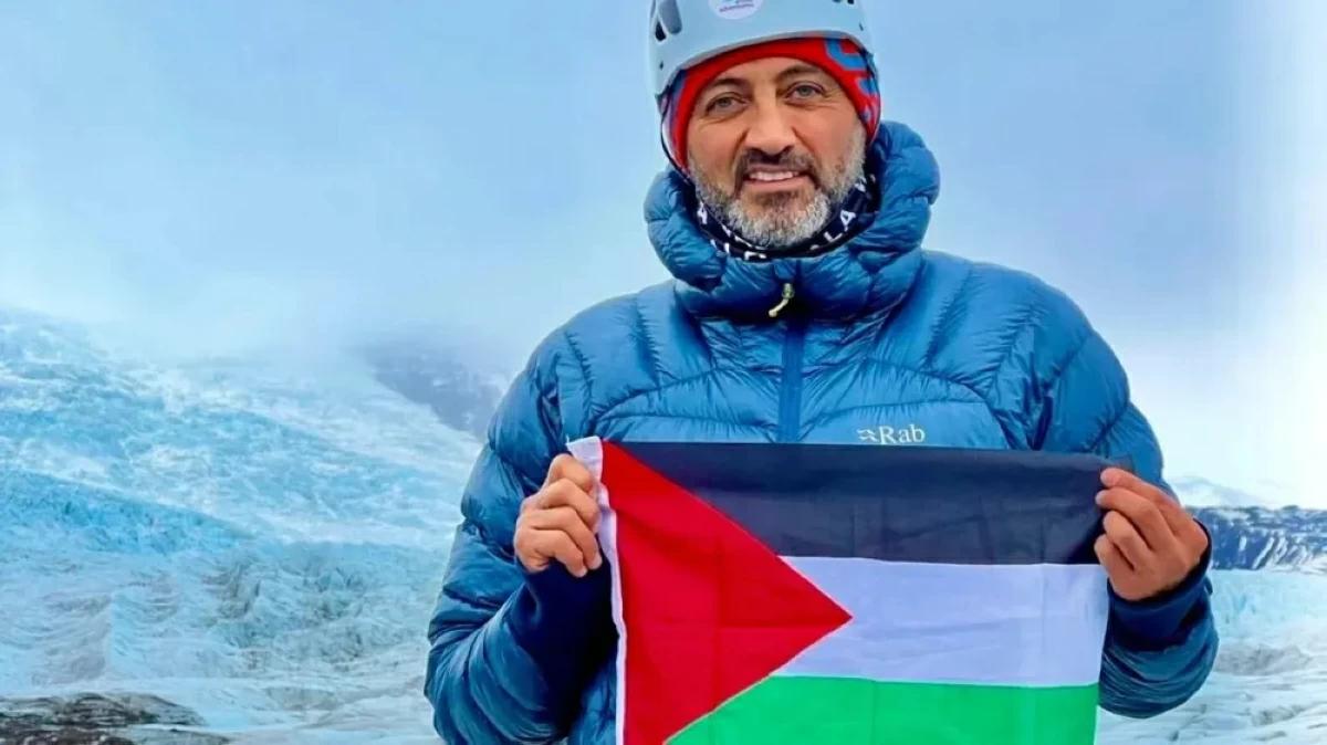 Jordanian-Palestinian Mountaineer Mostafa Salameh Carries Gaza Children’s Kite to Everest Summit