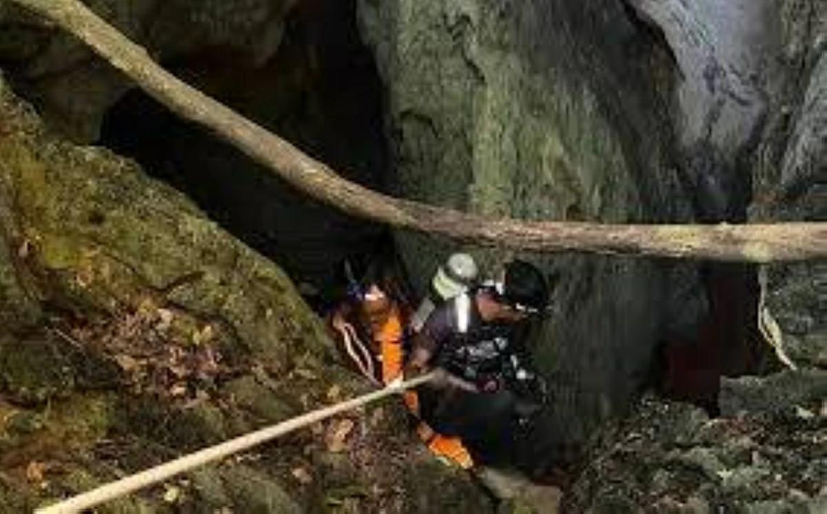 Monsoon Rains Flood Laos Cave, Trapping Seven Gold Miners in Xaisomboun Province