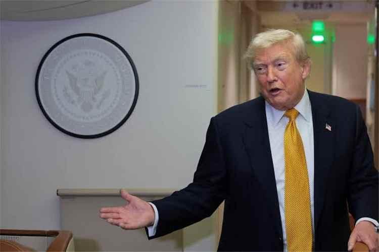 Trump Reimposes US Blockade of Iranian Ports as US Launches Additional Strikes on Iran